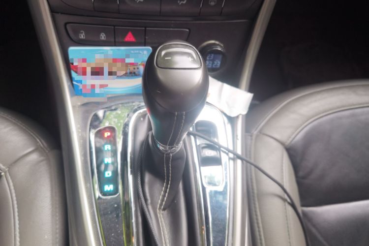Used Chevrolet Malibu 2014 2.4L Automatic Luxury Edition Gear Lever