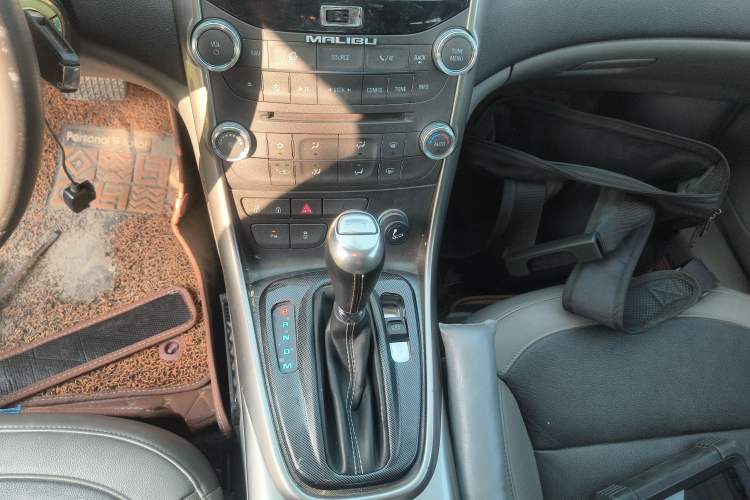 Used Chevrolet Malibu 2014 2.0L Automatic Luxury Edition Gear Lever