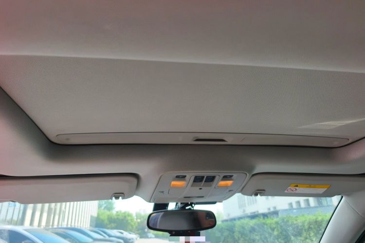 Used Chevrolet Malibu 2014 2.4L Automatic Luxury Edition Headliner