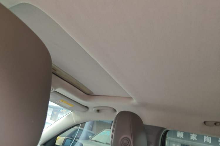Used Chevrolet Malibu 2014 2.0L Automatic Luxury Edition Headliner