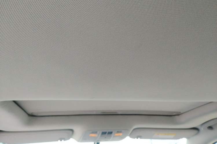 Used Chevrolet Malibu 2014 2.4L Automatic Luxury Edition Headliner
