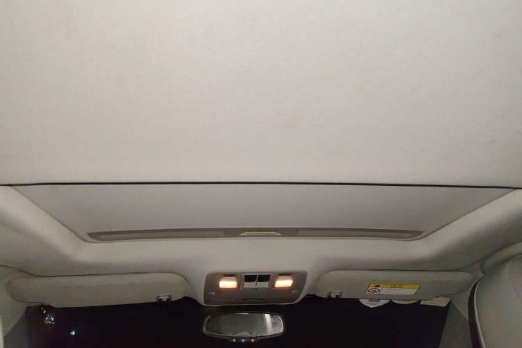 Used Chevrolet Malibu 2014 2.0L Automatic Luxury Edition Headliner