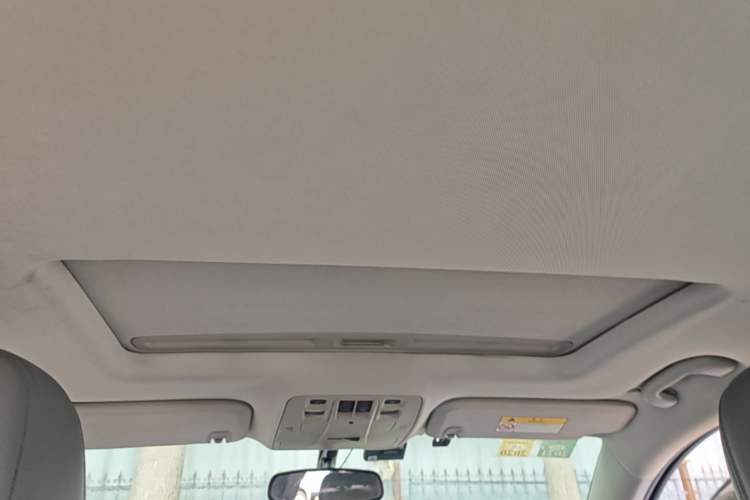 Used Chevrolet Malibu 2014 2.0L Automatic Luxury Edition Headliner