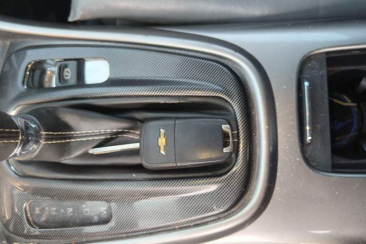 Used Chevrolet Malibu 2014 2.0L Automatic Luxury Edition Interior 1