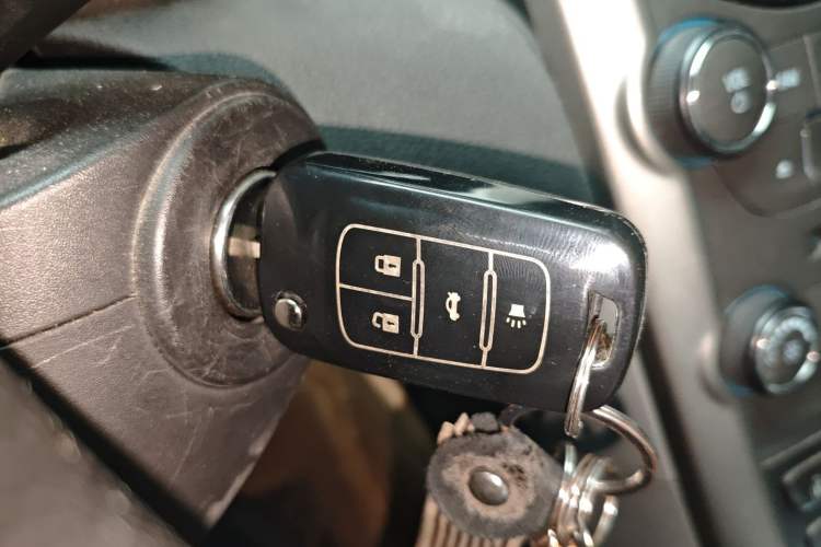 Used Chevrolet Malibu 2014 2.4L Automatic Luxury Edition Interior 1