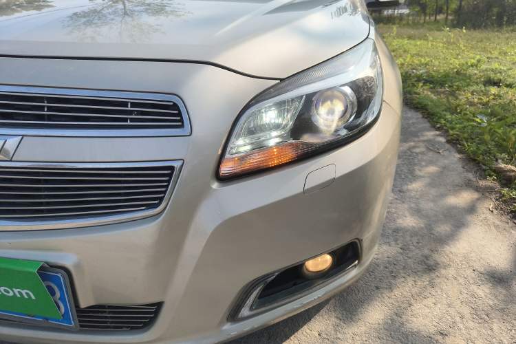 Used Chevrolet Malibu 2014 2.0L Automatic Luxury Edition Left Front Headlight