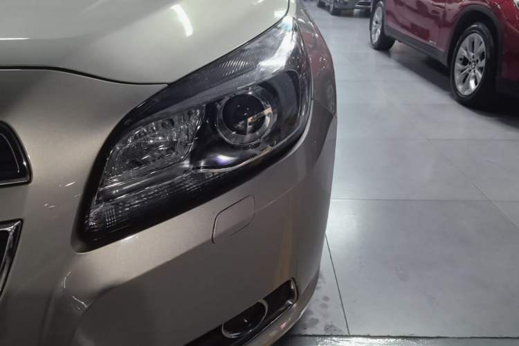 Used Chevrolet Malibu 2014 2.0L Automatic Luxury Edition Left Front Headlight