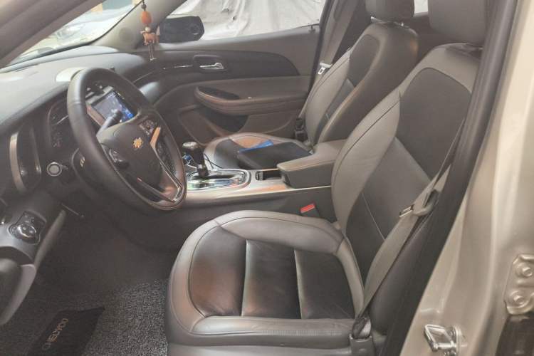 Used Chevrolet Malibu 2014 2.4L Automatic Luxury Edition Left Front Seat