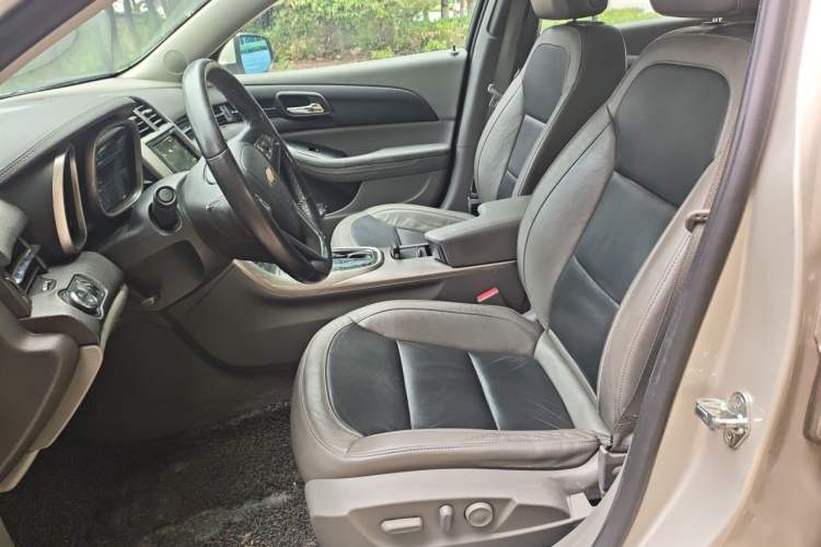 Used Chevrolet Malibu 2014 2.4L Automatic Luxury Edition Left Front Seat
