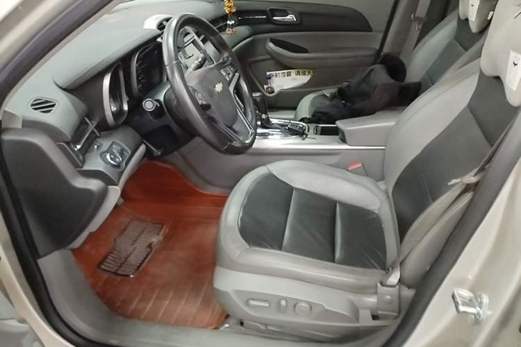 Used Chevrolet Malibu 2014 2.0L Automatic Luxury Edition Left Front Seat