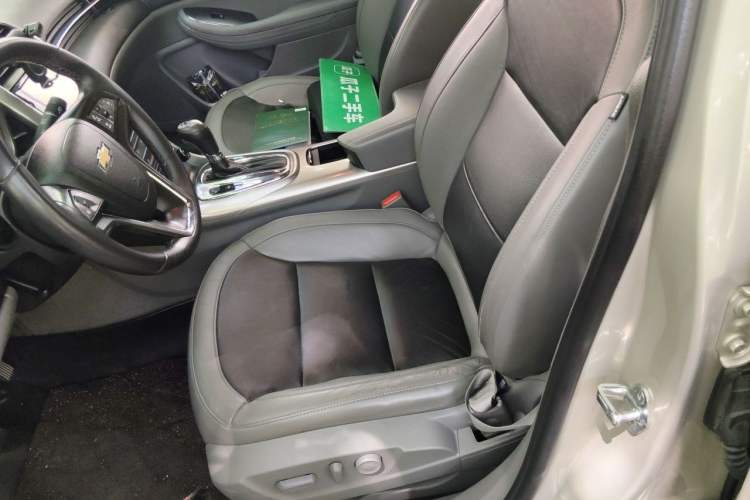 Used Chevrolet Malibu 2014 2.4L Automatic Luxury Edition Left Front Seat