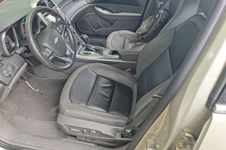 Used Chevrolet Malibu 2014 2.0L Automatic Luxury Edition Left Front Seat