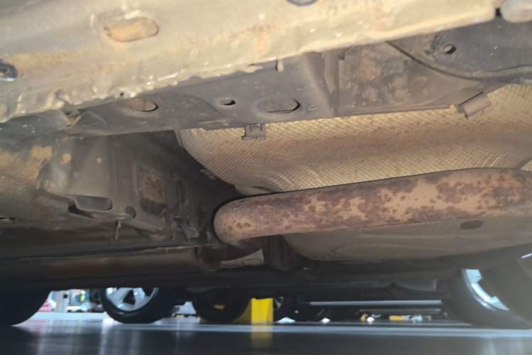 Used Chevrolet Malibu 2014 2.0L Automatic Luxury Edition Left Side Sill