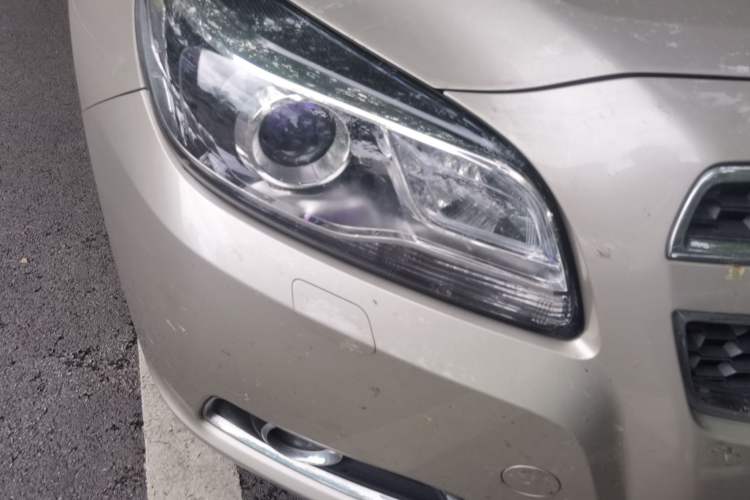 Used Chevrolet Malibu 2014 2.4L Automatic Luxury Edition Right Front Headlight