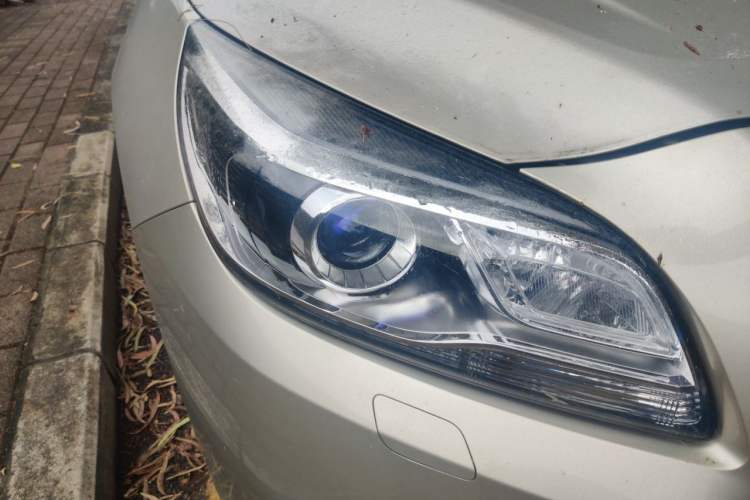 Used Chevrolet Malibu 2014 2.0L Automatic Luxury Edition Right Front Headlight