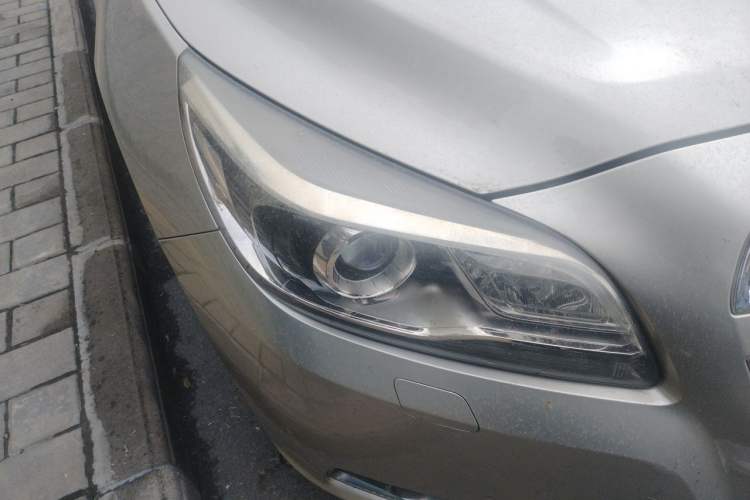 Used Chevrolet Malibu 2014 2.4L Automatic Luxury Edition Right Front Headlight