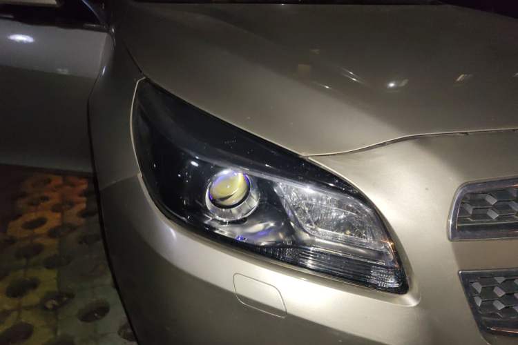 Used Chevrolet Malibu 2014 2.0L Automatic Luxury Edition Right Front Headlight