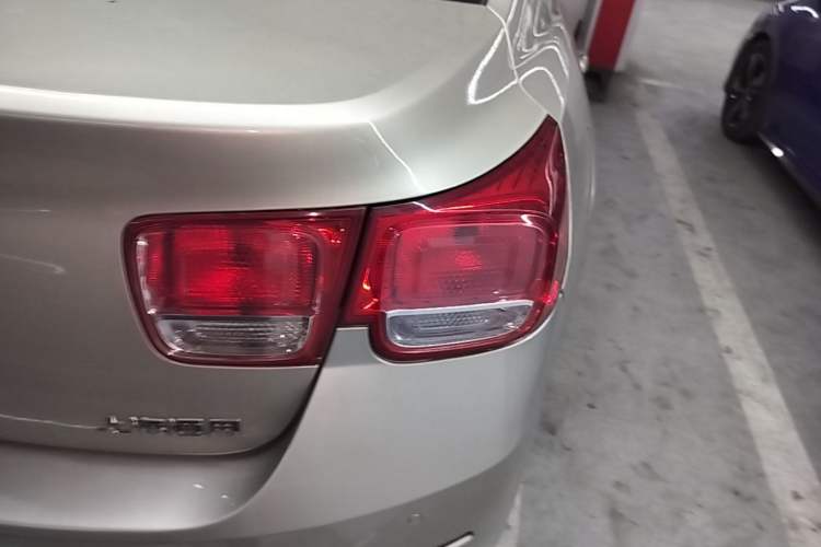 Used Chevrolet Malibu 2014 2.0L Automatic Luxury Edition Right Rear Taillight