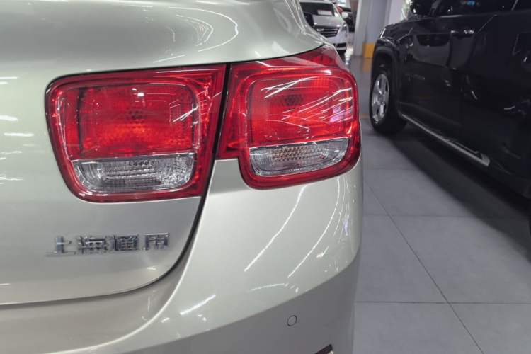 Used Chevrolet Malibu 2014 2.0L Automatic Luxury Edition Right Rear Taillight
