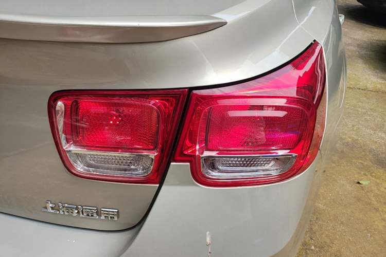 Used Chevrolet Malibu 2014 2.0L Automatic Luxury Edition Right Rear Taillight