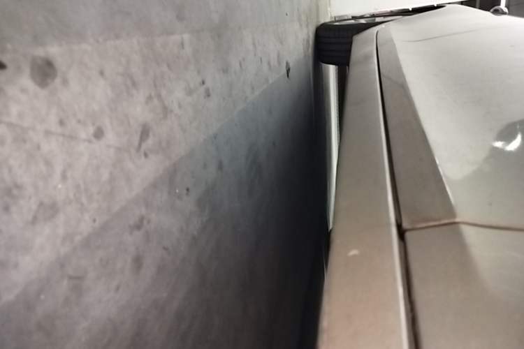 Used Chevrolet Malibu 2014 2.0L Automatic Luxury Edition Right Side Sill