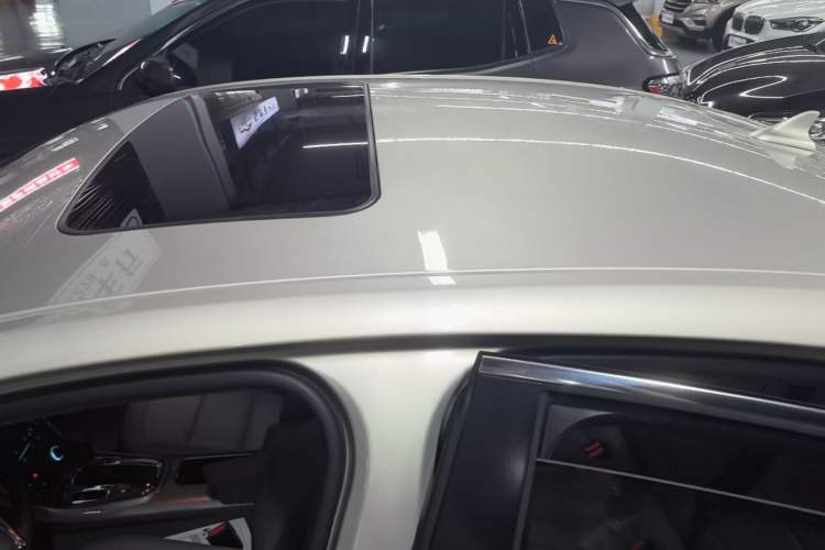 Used Chevrolet Malibu 2014 2.0L Automatic Luxury Edition Roof