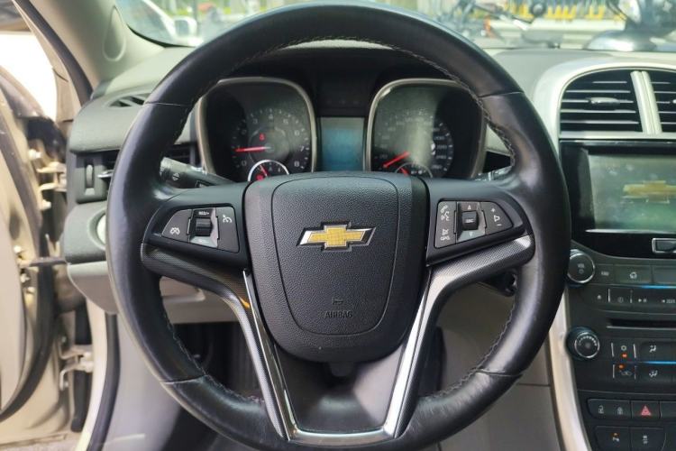 Used Chevrolet Malibu 2014 2.0L Automatic Luxury Edition Steering Wheel