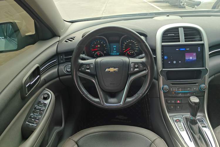 Used Chevrolet Malibu 2014 2.0L Automatic Luxury Edition Steering Wheel
