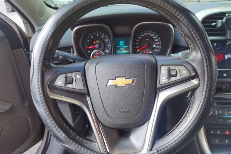 Used Chevrolet Malibu 2014 2.0L Automatic Luxury Edition Steering Wheel