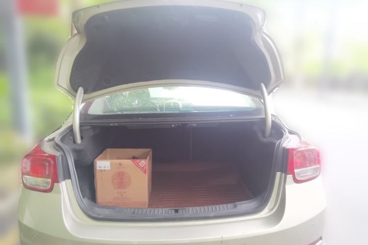 Used Chevrolet Malibu 2014 2.4L Automatic Luxury Edition Trunk