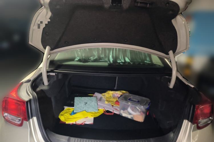 Used Chevrolet Malibu 2014 2.0L Automatic Luxury Edition Trunk