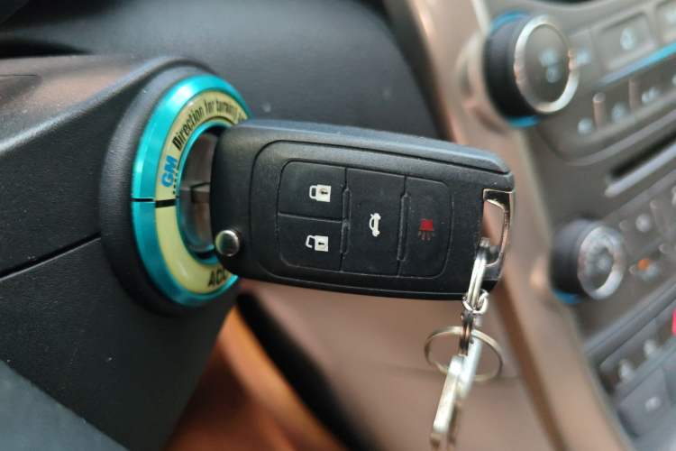 Used Chevrolet Malibu 2014 2.0L Automatic Luxury Edition Vehicle Key