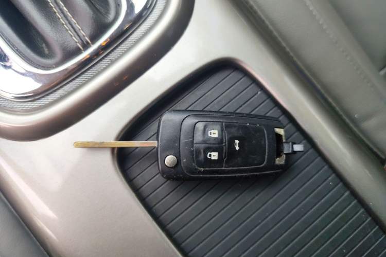 Used Chevrolet Malibu 2014 2.0L Automatic Luxury Edition Vehicle Key