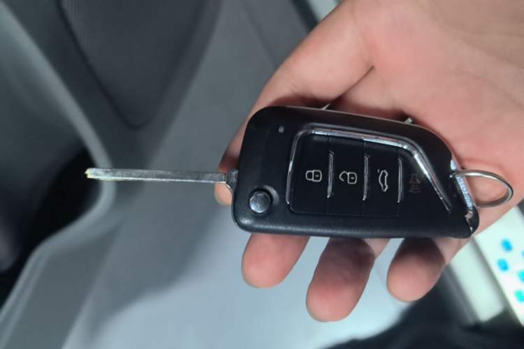 Used Chevrolet Malibu 2014 2.0L Automatic Luxury Edition Vehicle Key