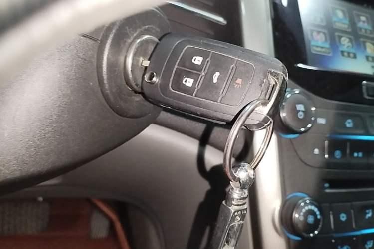 Used Chevrolet Malibu 2014 2.0L Automatic Luxury Edition Vehicle Key