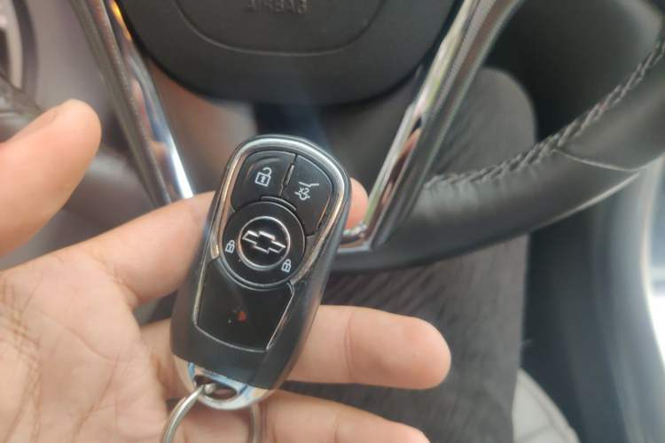 Used Chevrolet Malibu 2014 2.0L Automatic Luxury Edition Vehicle Key