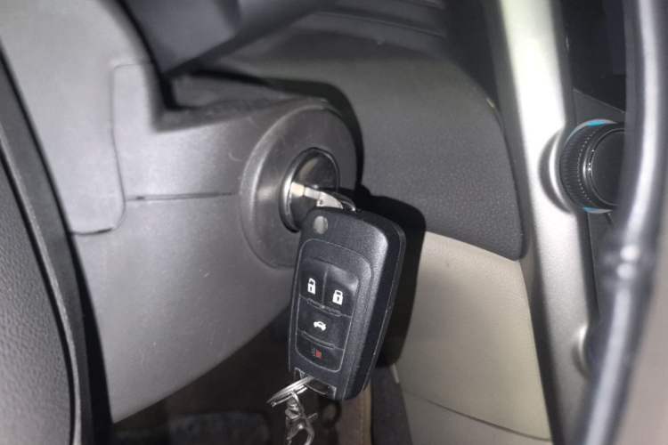 Used Chevrolet Malibu 2014 2.0L Automatic Comfort Edition Vehicle Key