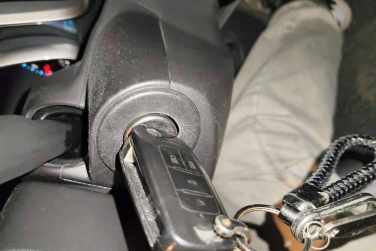 Used Chevrolet Malibu 2014 2.0L Automatic Luxury Edition Vehicle Key