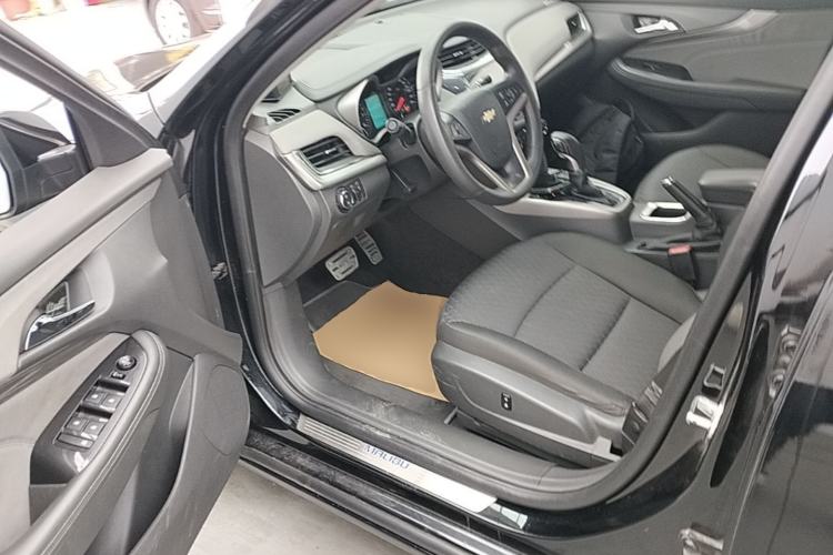 Used Chevrolet Malibu 2016 1.6T Automatic Comfort Edition Driver Seat
