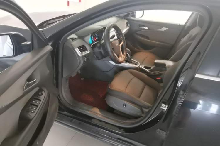 Used Chevrolet Malibu 2016 1.6T Automatic Comfort Edition Driver Seat