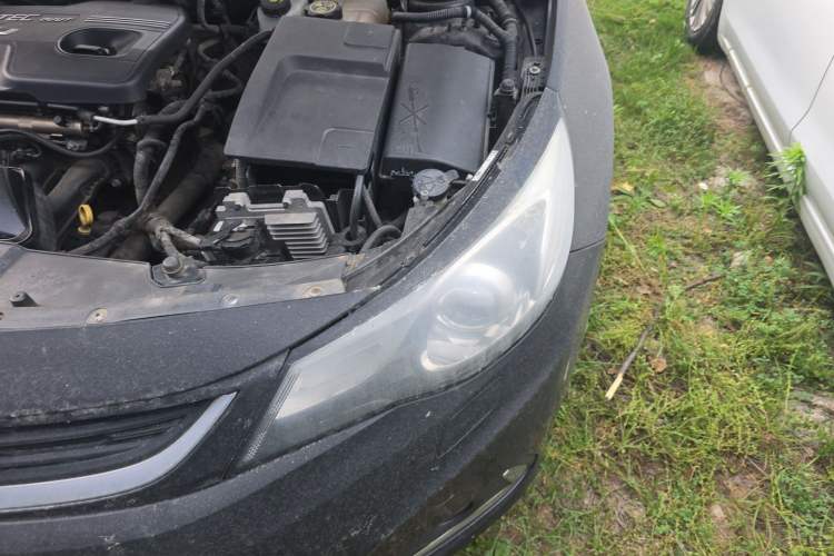 Used Chevrolet Malibu 2016 2.0L Automatic Luxury Edition Engine Bay Left