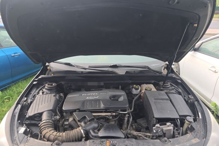 Used Chevrolet Malibu 2016 2.0L Automatic Luxury Edition Engine Bay