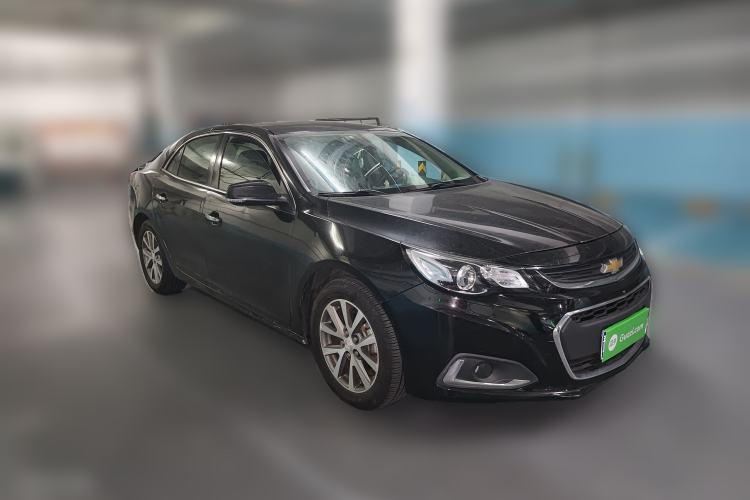 Used Chevrolet Malibu 2016 2.0L Automatic Luxury Edition Front Right 45 Deg