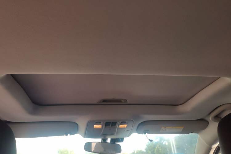 Used Chevrolet Malibu 2016 1.6T Automatic Comfort Edition Headliner