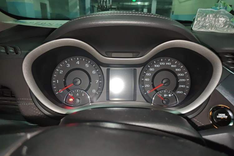 Used Chevrolet Malibu 2016 2.0L Automatic Luxury Edition Instrument Cluster