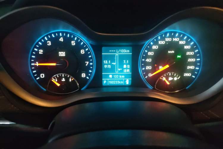 Used Chevrolet Malibu 2016 2.0L Automatic Luxury Edition Instrument Cluster