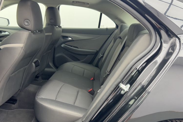 Used Chevrolet Malibu 2016 1.6T Automatic Comfort Edition Interior 10