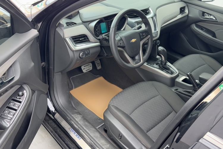 Used Chevrolet Malibu 2016 1.6T Automatic Comfort Edition Interior 11