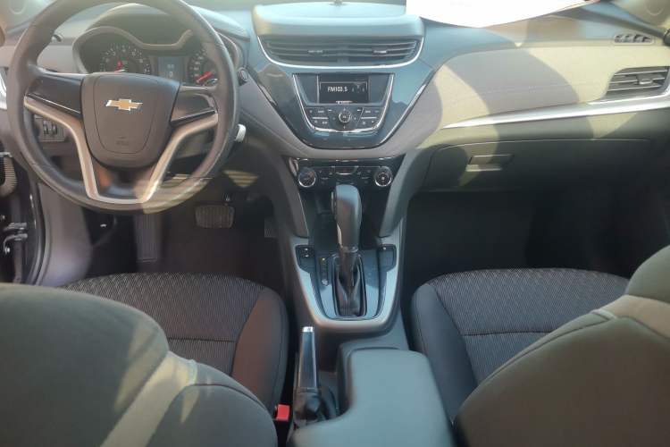 Used Chevrolet Malibu 2016 1.6T Automatic Comfort Edition Interior 2