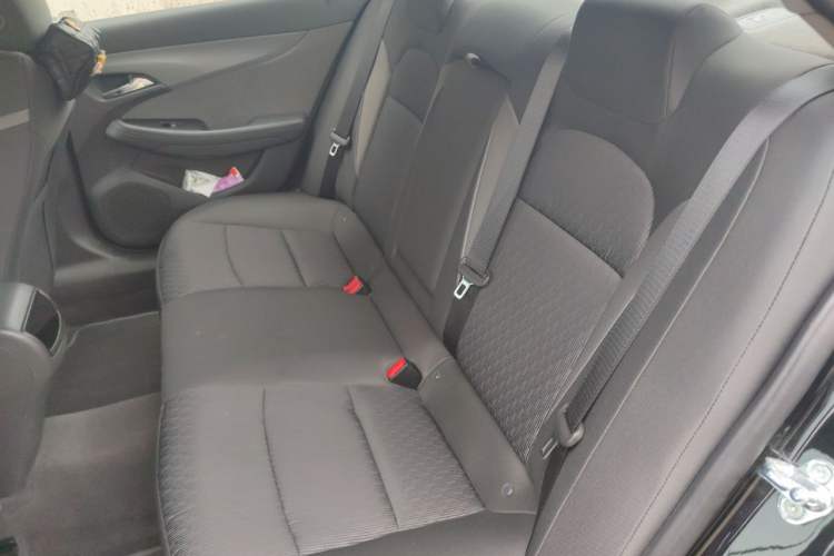 Used Chevrolet Malibu 2016 1.6T Automatic Luxury Edition Left Rear Seat